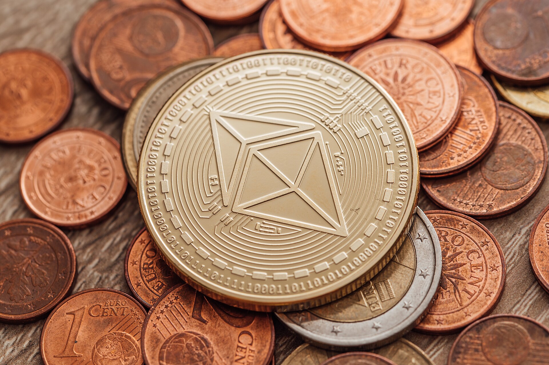 Deutsche Bank crée une custodie numérique, JPMorgan migre le JPM Coin vers Ethereum