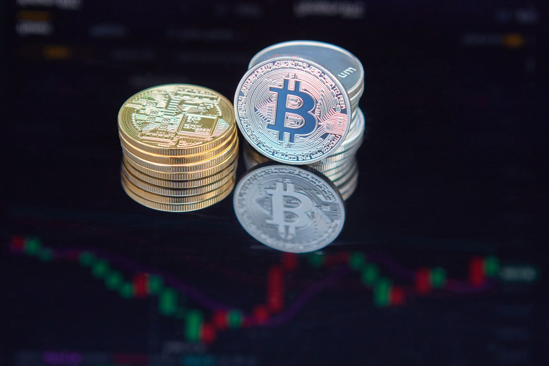 MNBC et Bitcoin : quelles différences ?